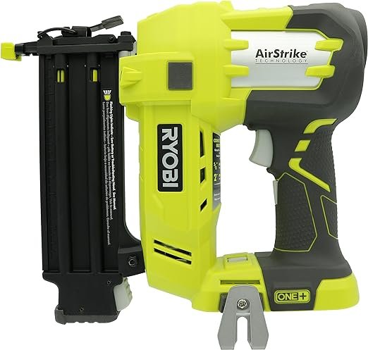 La mejor clavadora precio / calidad Ryobi P320